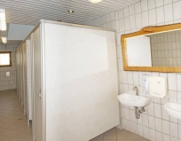 Toilettenkabinen mit Handwaschbecken